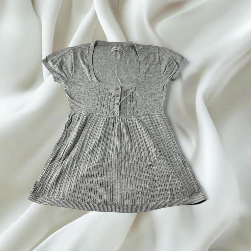 Hollister light heather gray cable knit henley babydoll short sleeve top y2k